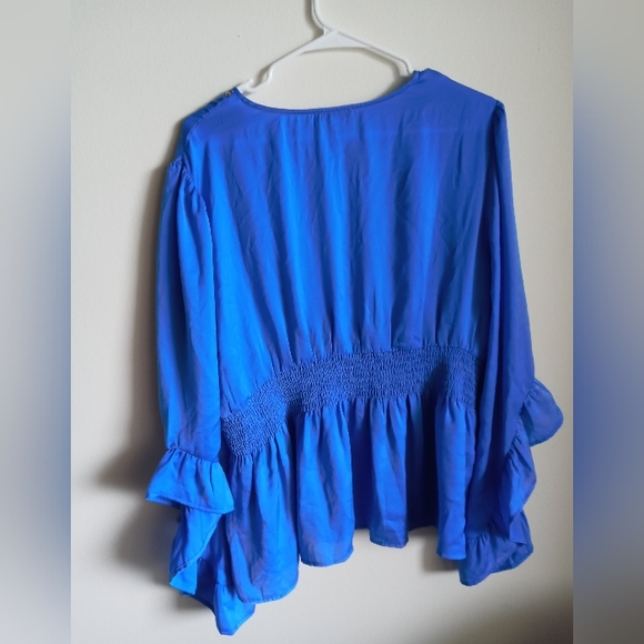 Venus blue 1X blouse - Picture 6 of 8